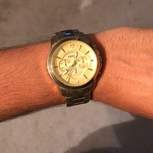 Men’s “gold” fossil watch
